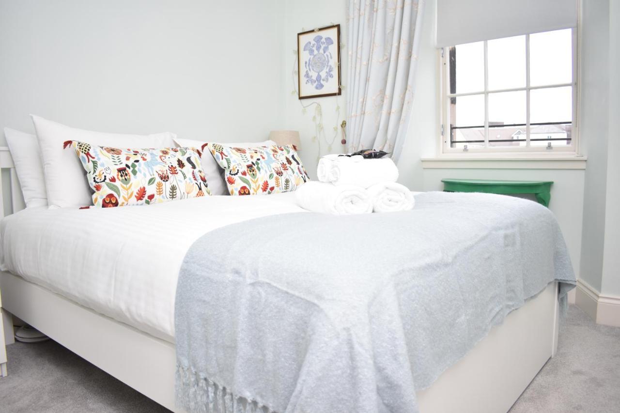 אדינבורו Bernard St - Bright And Spacious 1 Bed Apartment At The Shore! מראה חיצוני תמונה